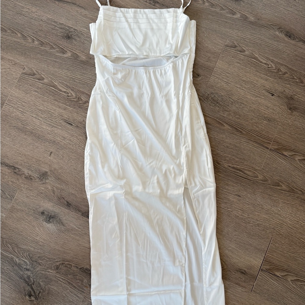 Elegant White Maxi Dress